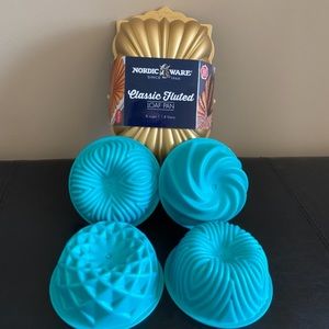 NWT Nordic Ware Nonstick Fluted Loaf Pan + Mini Bundts